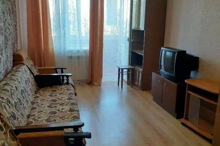 Изображение квартиры "Двухкомнатная квартира на Самбурова" #1