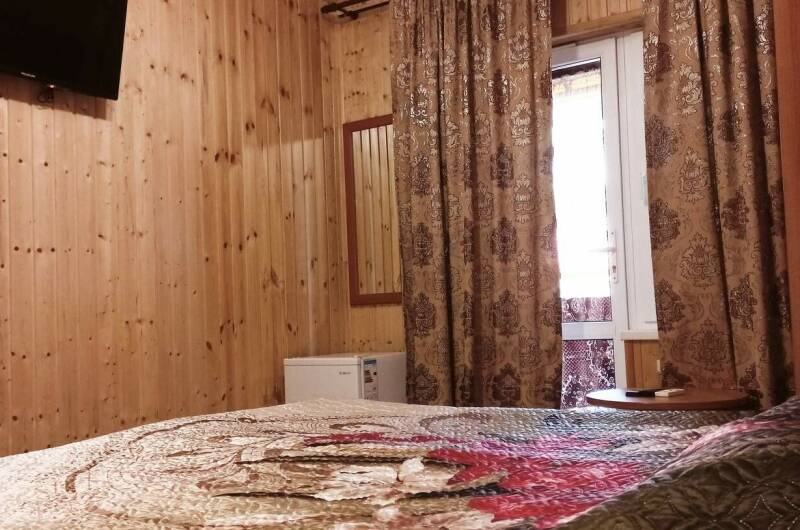 Изображение Изображение гостиницы &quot;Гостевой дом «У Ларисы»&quot; #6 #4