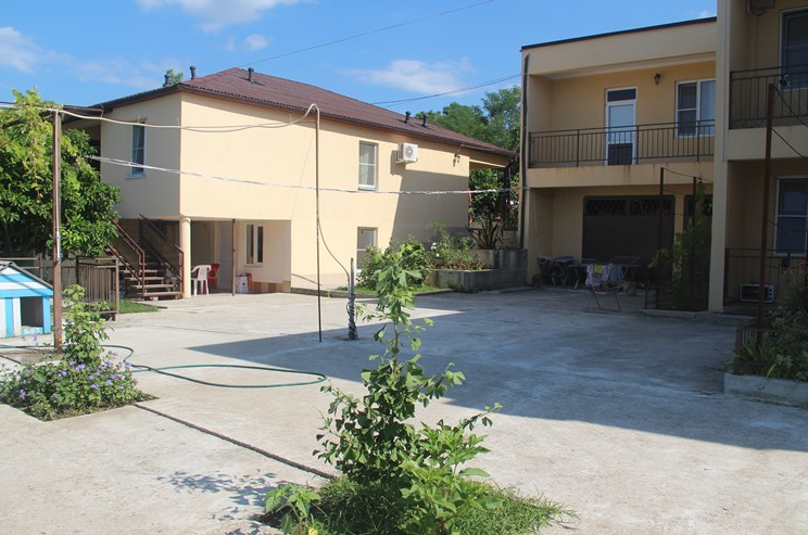 Изображение Изображение гостиницы &quot;Гостевой дом на Лапстинской 15&quot; #3 #1