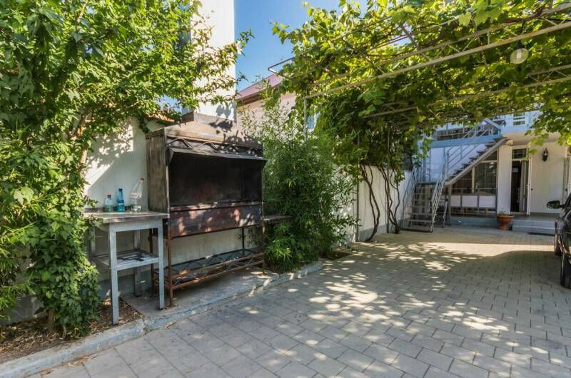 Изображение Изображение гостиницы &quot;Гостевой дом «На Революционной 79/1»&quot; #5 #3