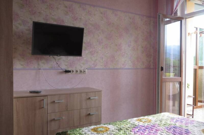 Изображение квартиры "Двухкомнатная квартира с открытой террасой" #1