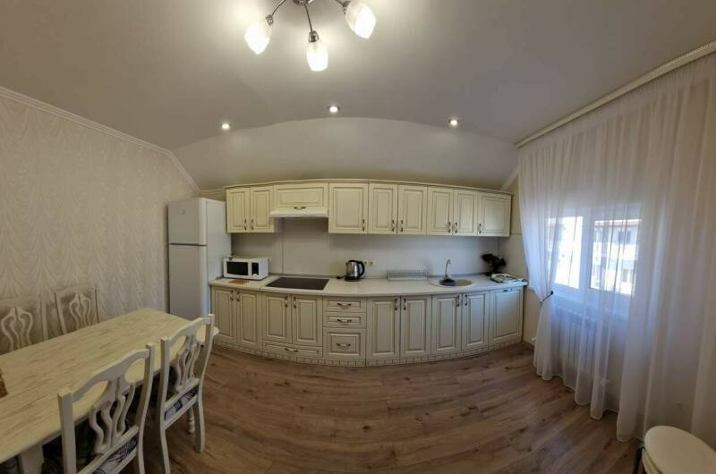 Изображение квартиры "Этаж под ключ на 6 человек" #1