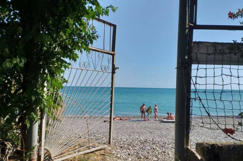 Изображение гостиницы "Гостевой дом на первой линии «У Юрия»" #1