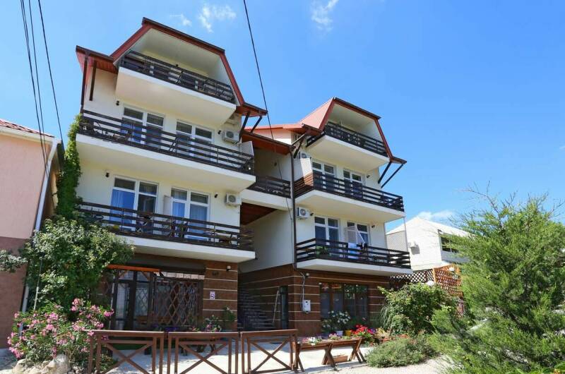 Изображение гостиницы "Гостевой дом «Уют»" #1