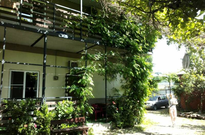 Изображение Изображение гостиницы &quot;Гостевой дом «У Константина» (номера с кухнями)&quot; #11 #9