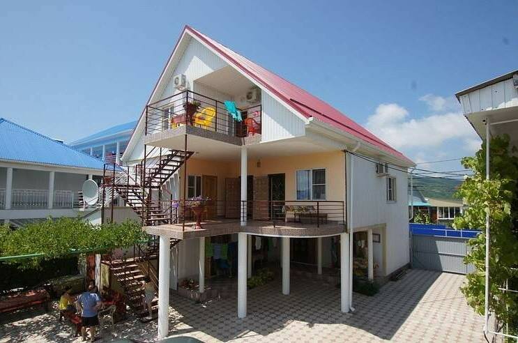 Изображение гостиницы "Гостевой дом «Встреча»" #1