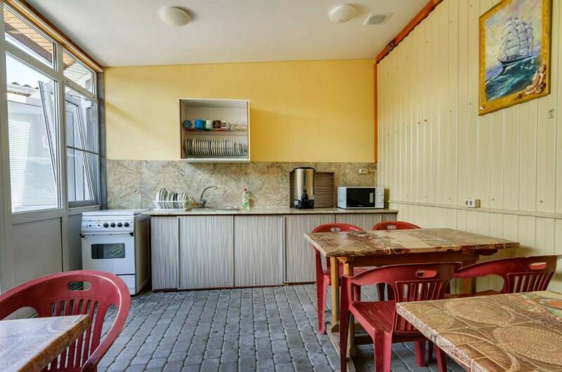 Изображение Изображение гостиницы &quot;Частное домовладение «Робинзон»&quot; #8 #6