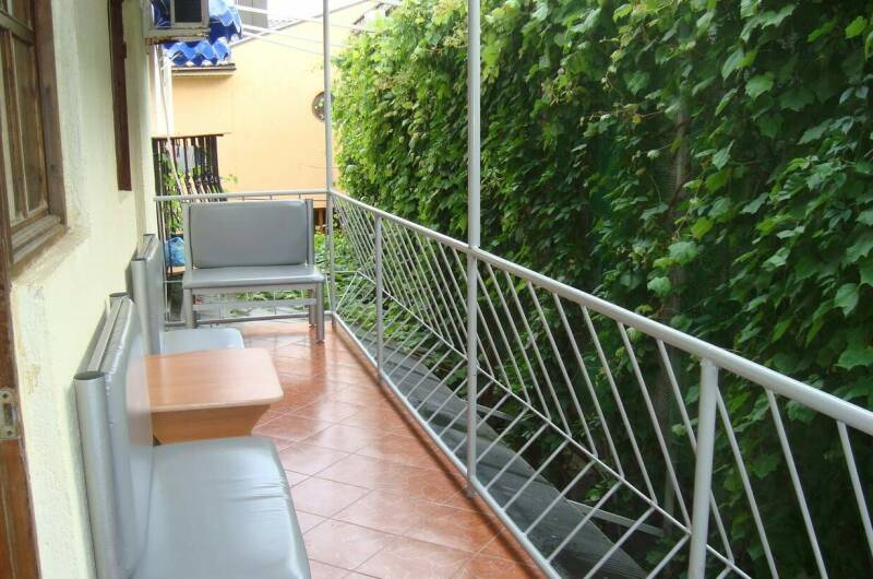 Изображение Изображение гостиницы &quot;Частный дом с комнатами для гостей на Ангарском 5&quot; #10 #8