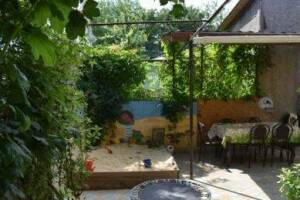 Изображение квартиры / апартамента "Уютный домик под ключ с кухней и двориком"