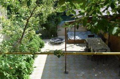 Изображение Изображение квартиры &quot;Уютный домик под ключ с кухней и двориком&quot; #7 #5