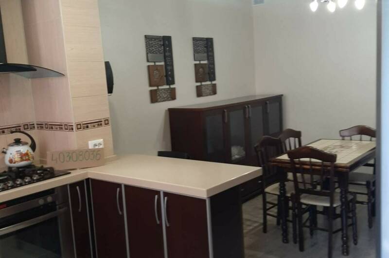 Изображение Изображение квартиры &quot;Трехкомнатная квартира с патио и беседкой&quot; #6 #4