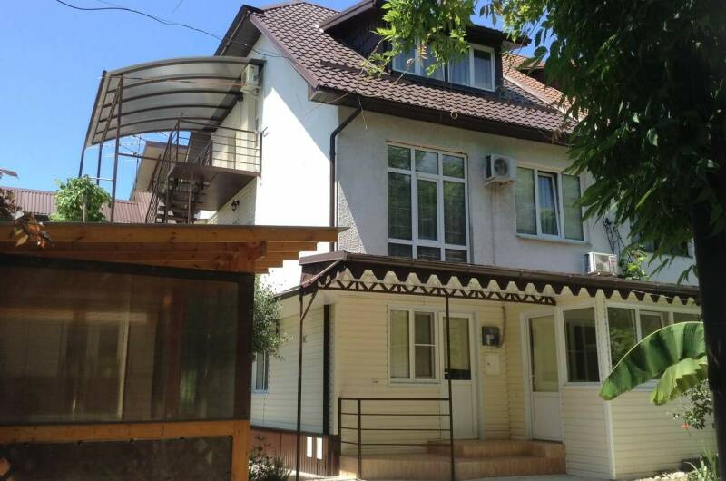 Изображение гостиницы "Гостевой дом «Ананас»" #1