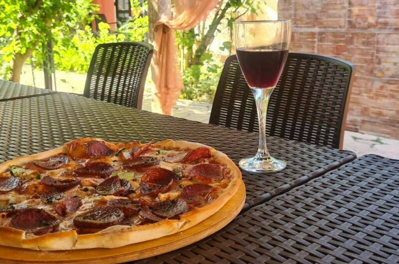 Изображение Изображение гостиницы &quot;Мини-гостиница «У Юджина»&quot; #8 #6