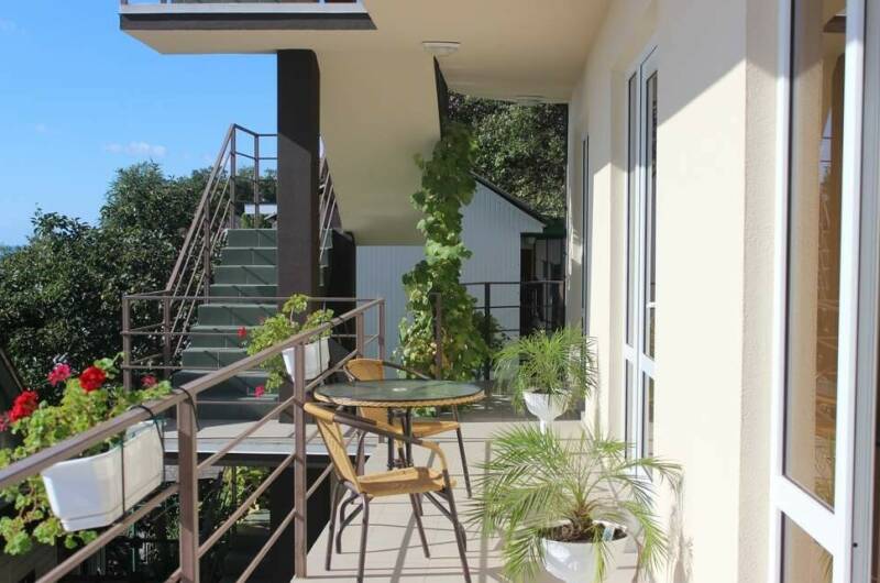 Изображение гостиницы "Гостевой дом «Мирная 12»" #1