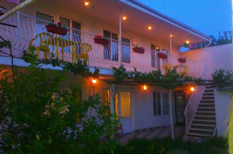 Изображение Изображение гостиницы &quot;Гостевой дом на Калинина 15&quot; #4 #2