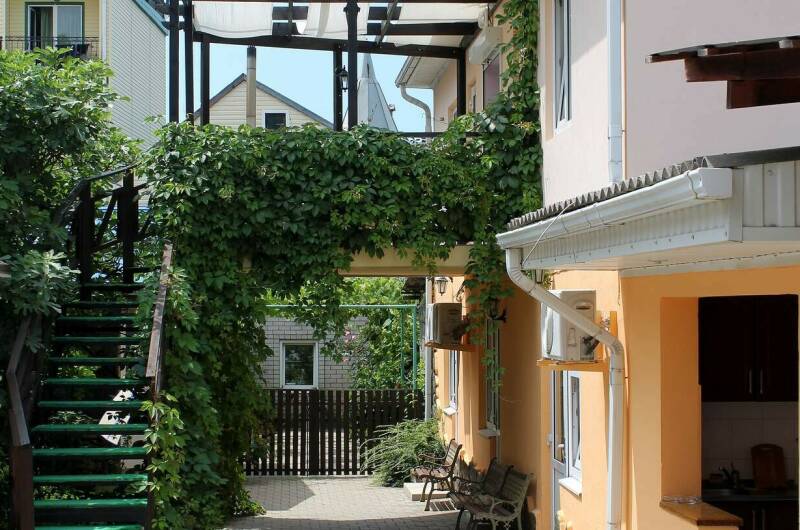 Изображение Изображение гостиницы &quot;Жилые мебелированные комнаты на улице Садовая 1А&quot; #3 #1