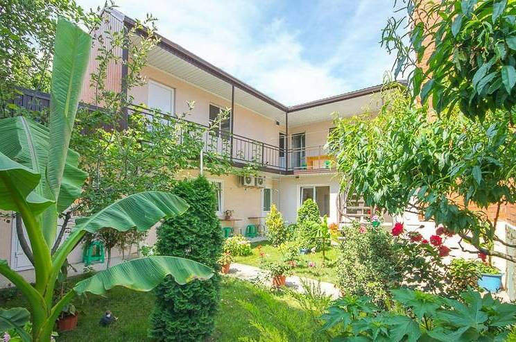 Изображение гостиницы "Гостевой дом «Как у всех»" #1