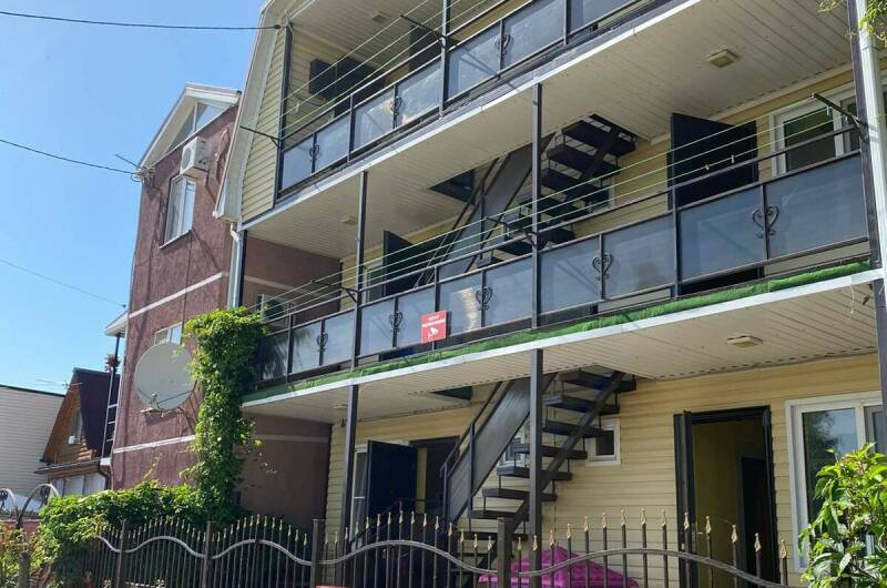 Изображение Изображение гостиницы &quot;Гостевой дом на Таманской 10 (Кухня в номерах)&quot; #10 #8