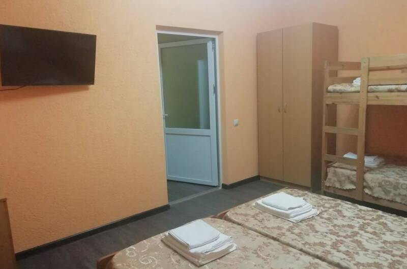 Изображение Изображение гостиницы &quot;Гостевой дом на Таманской 10 (Кухня в номерах)&quot; #11 #9