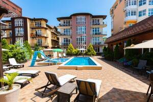 Изображение отеля / гостиницы "Гостиница «ДиКрис»"