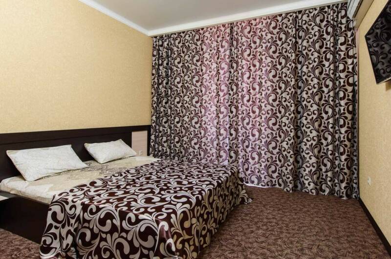 Изображение Изображение гостиницы &quot;Отель «Seven» (бывш. «Лазаревское»)&quot; #7 #5