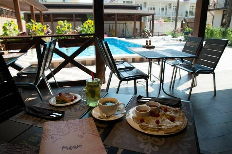 Изображение Изображение гостиницы &quot;Отель «Seven» (бывш. «Лазаревское»)&quot; #9 #7