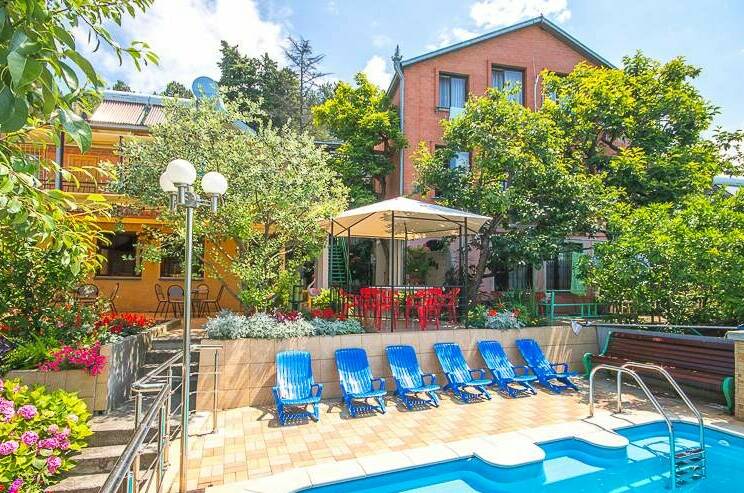 Изображение гостиницы "Гостевой дом «У Николая»" #1