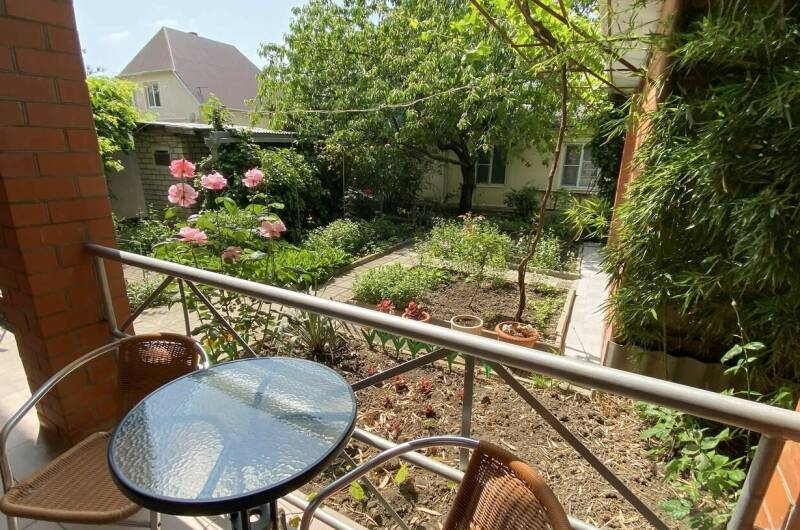 Изображение Изображение гостиницы &quot;Гостевой дом на Новороссийской&quot; #11 #9