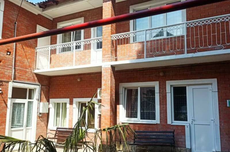 Изображение гостиницы "Гостевой дом «Виктория»" #1