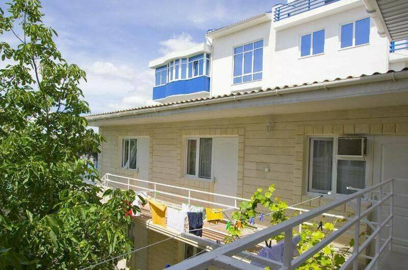 Изображение гостиницы "Гостевой дом «Солнечный рай»" #1