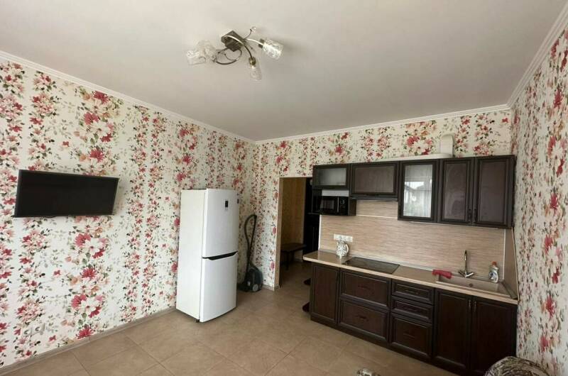 Изображение Изображение квартиры &quot;Просторная однокомнатная квартира у моря&quot; #10 #8