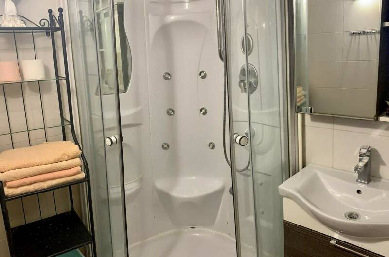 Изображение Изображение квартиры &quot;Двухкомнатная квартира у моря&quot; #9 #7