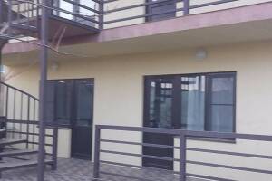 Изображение отеля / гостиницы "Гостевой дом «Утомлённые солнцем»"