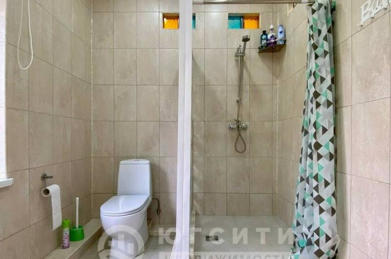 Изображение Изображение квартиры &quot;Коттедж «Pinnavilla» в центре с большим бассейном&quot; #6 #4