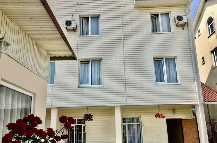 Изображение гостиницы "Гостевой дом «Летний бриз»" #1