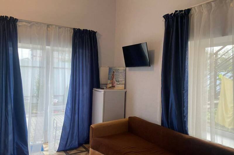 Изображение Изображение гостиницы &quot;Частный сектор «Ирис»&quot; #5 #3