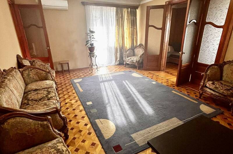 Изображение квартиры "Четырехкомнатная квартира на турбазе" #1