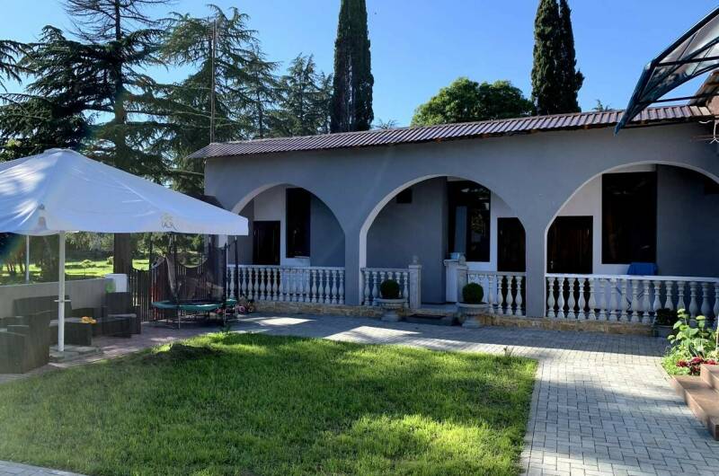 Изображение гостиницы "Гостевой дом «Амра»" #1