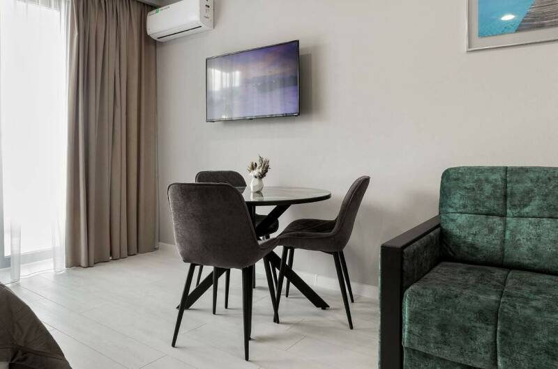 Изображение Изображение квартиры &quot;Апартаменты «Золотой Песок» вид на море&quot; #10 #8