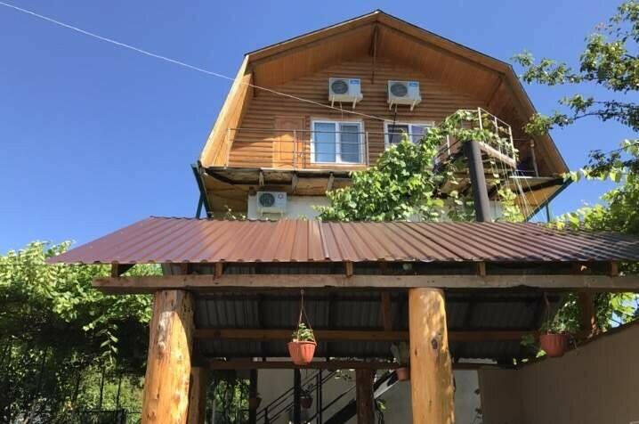 Изображение гостиницы "Гостевой дом «Лдзаа»" #1