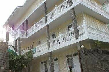 Изображение гостиницы "Гостевой дом «МаринАпарт»" #1