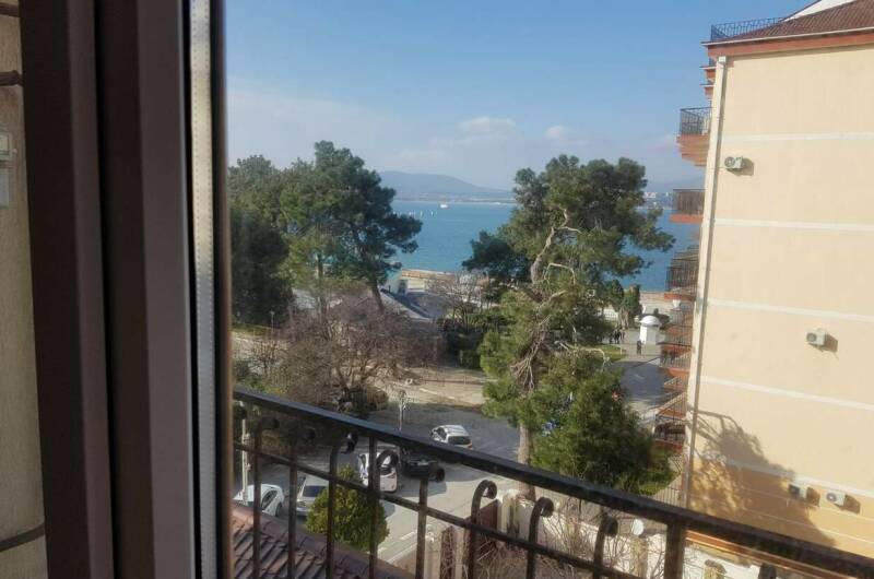 Изображение квартиры "Однокомнатная квартира на берегу моря" #1