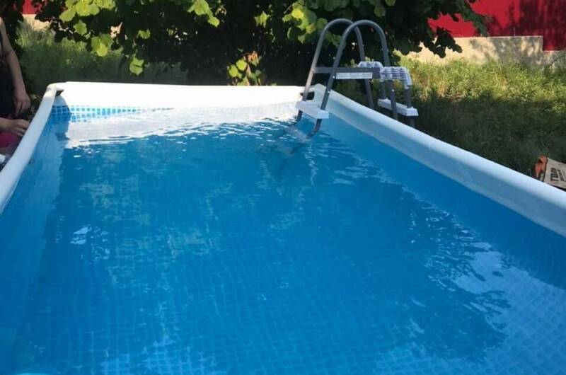 Изображение квартиры "Коттедж у моря на 7 гостей" #1