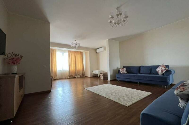 Изображение Изображение квартиры &quot;Апартаменты 4-комнатные с видом на море и горы&quot; #11 #9