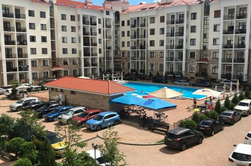 Изображение квартиры "Евро 3-х комнатная квартира «Изумрудный город»" #1