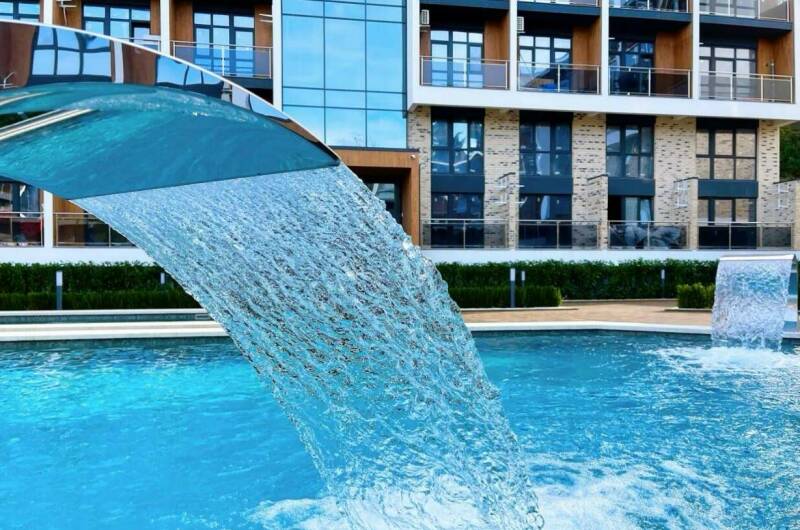 Изображение Изображение квартиры &quot;Апартаменты с бассейном и балконом&quot; #11 #9