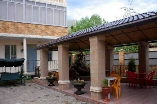 Изображение Изображение гостиницы &quot;Семейный гостевой дом «Три сына»&quot; #9 #7