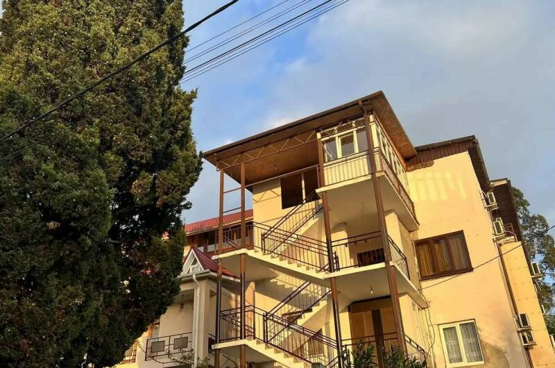 Изображение гостиницы "Гостевой дом «Кипарис»" #1