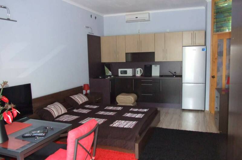 Изображение квартиры "Номер у самого моря, в зеленом парке. Парковка" #1