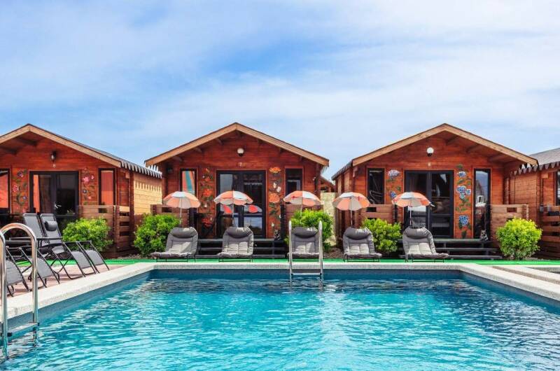 Изображение базы отдыха "Гостевой комплекс «Аристократ»" #1